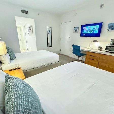 Mvr Apartments At Beachwalk Resort Hallandale Beach Exterior foto