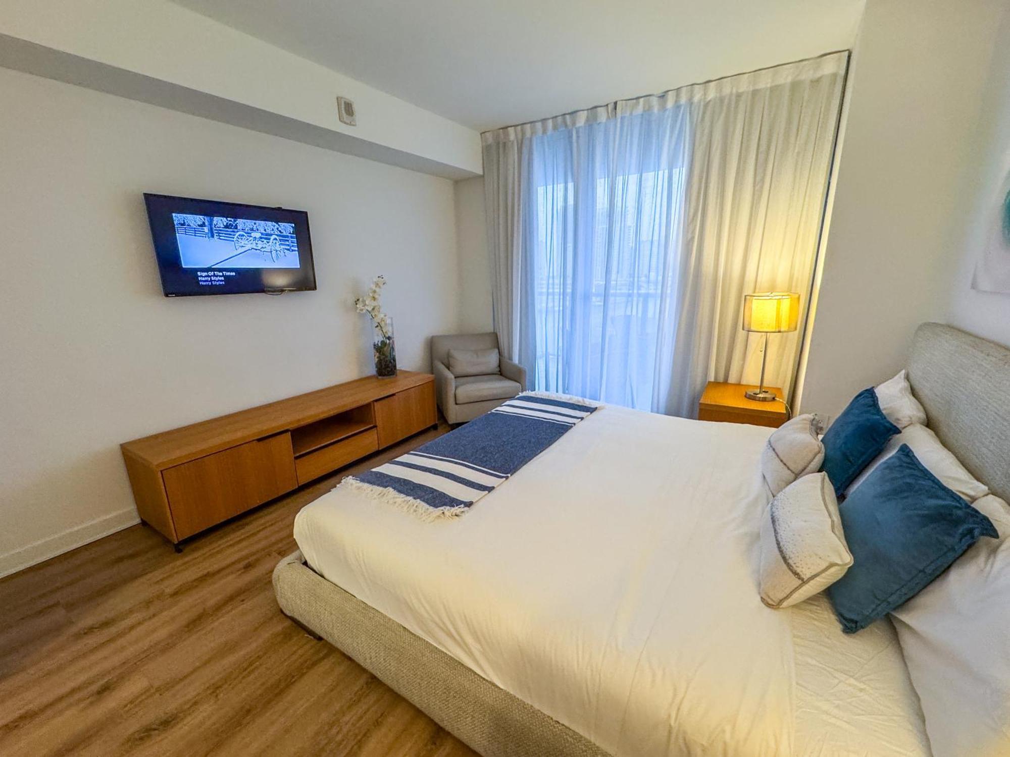 Mvr Apartments At Beachwalk Resort Hallandale Beach Exterior foto